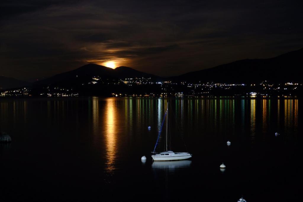 Al Lago 2 Oggebio Buitenkant foto